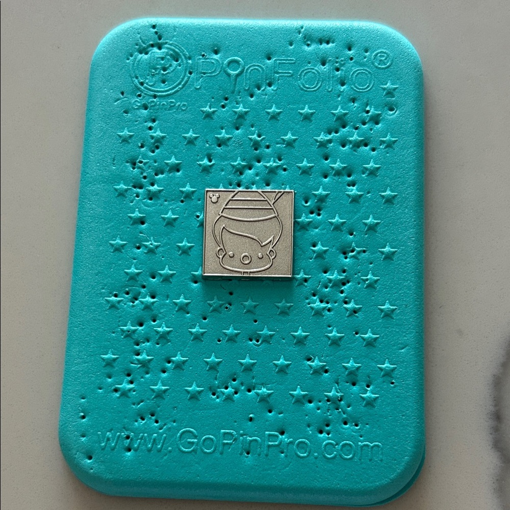 5/$30 Hidden Mickey Pinocchio CHASER pin